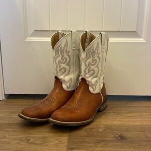 ❌ S O L D ❌Like New Mens Laredos